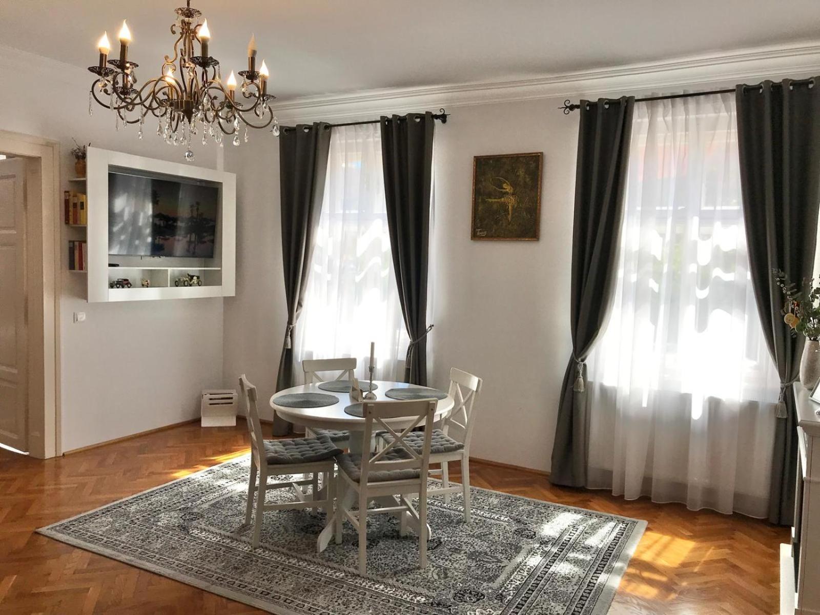 Residence Piata Armelor シビウ エクステリア 写真